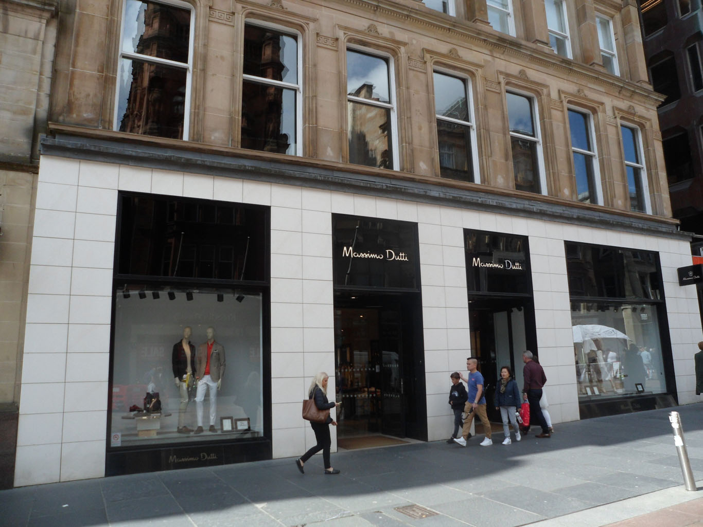 69 Buchanan Street